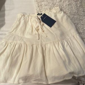 NWT BRANDY MELVILLE - skirt